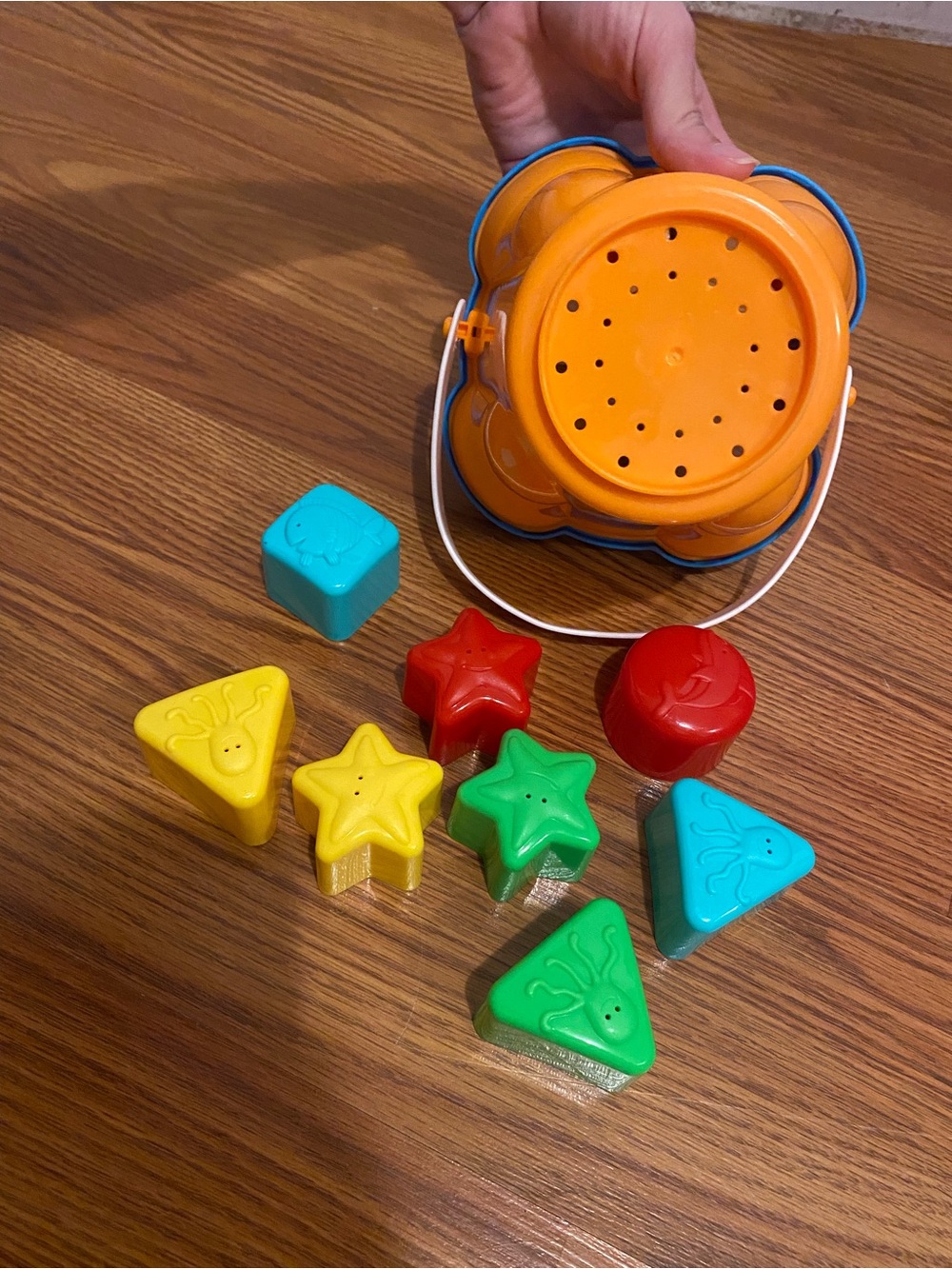 Shape Sorter Bucket - Picture 7 of 7